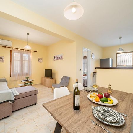 Sea Salt Apartments Сами Екстериор снимка